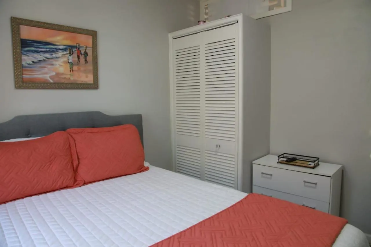 Chez Crix Vila Roseau